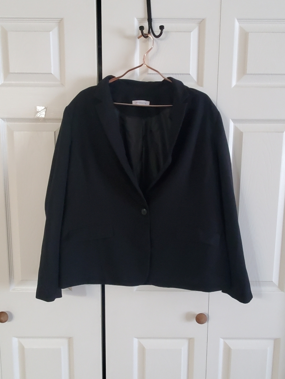 LIZ CLAIBORNE BLACK BLAZER. 18. 1BUTTON. STRETCH. BUSINESS OFFICE. LONG SLEEVES